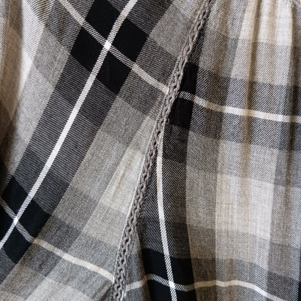 J. Jill Women's Black Plaid Rayon Button Front Long Sleeve Top Size L - Picture 4 of 12